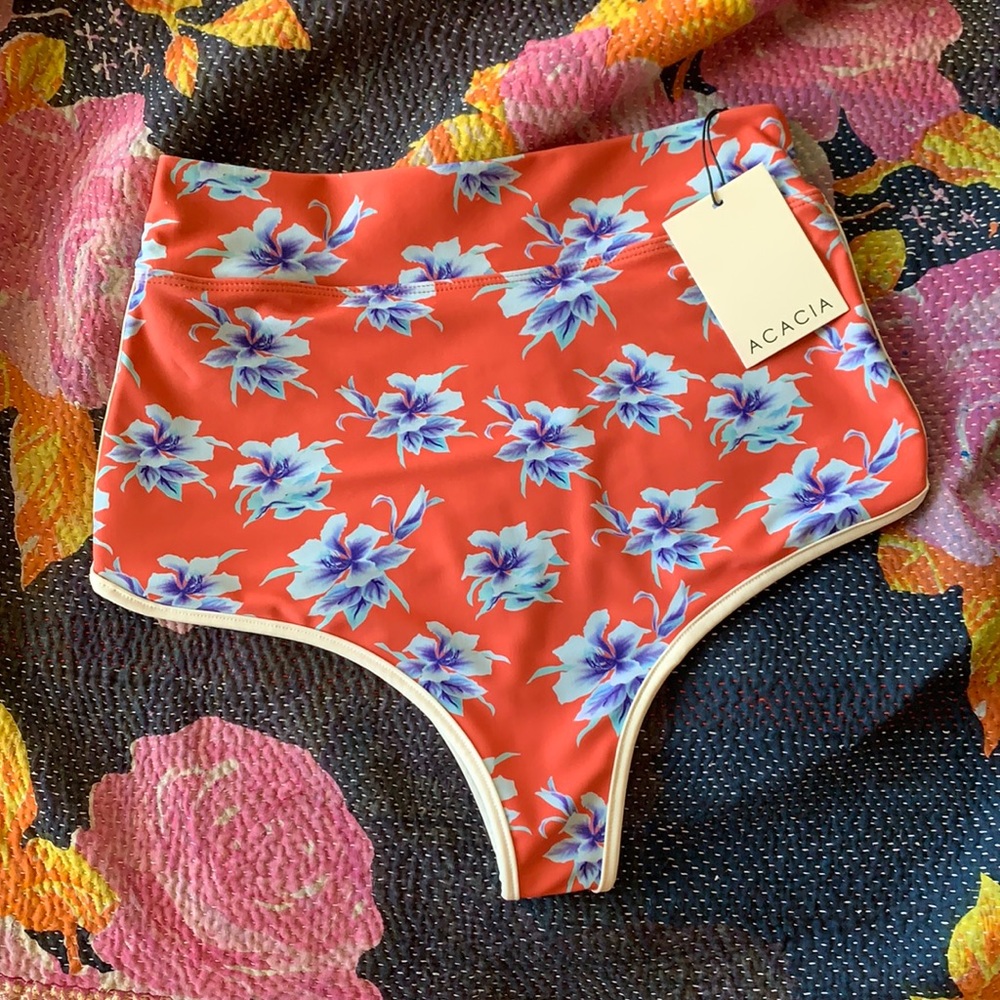 acacia vintage aloha olive bottoms size S